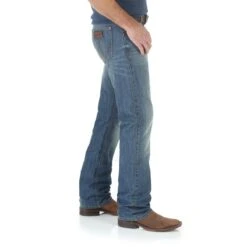 Wrangler Jeans: Men's WLT88CW Cottonwood Wrangler Retro Slim Straight Jean -Wrangler Shop wlt88cw bs01 swbb prd